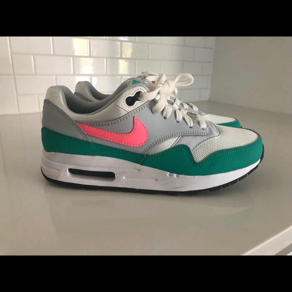 Nike air max 1s